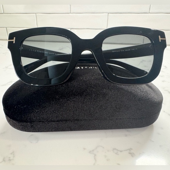 Tom Ford Pia Shiny Black Sunglasses - Picture 9 of 16